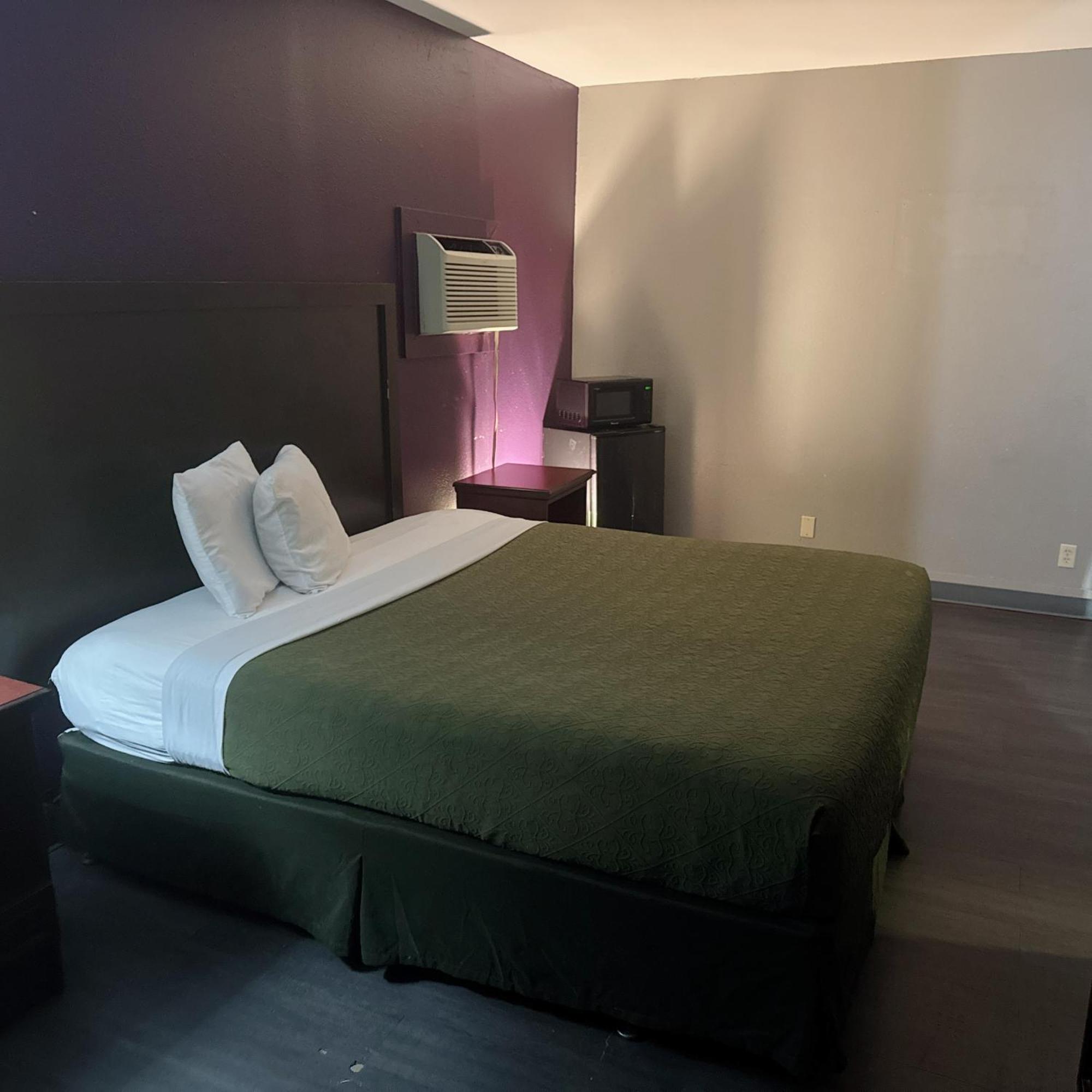 Deluxe Inn โบเซอร์ซิตี ภายนอก รูปภาพ